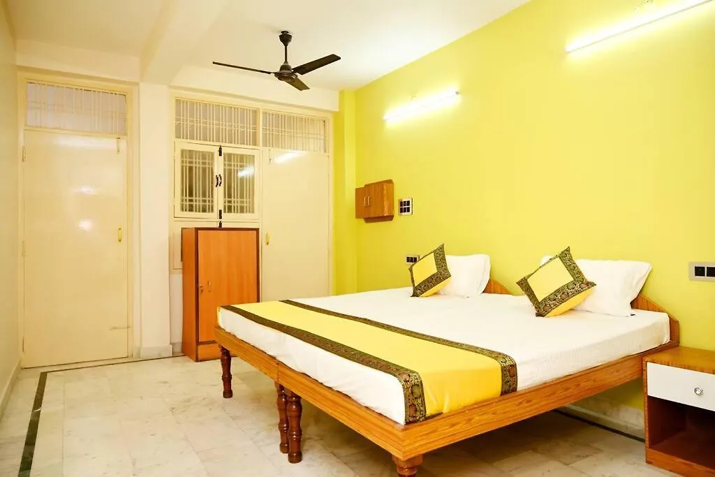 Krishna Home-Stays Varanasi